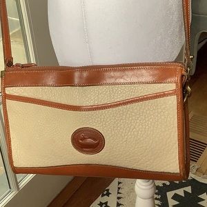 Dooney&Bourke vintage crossbody bag.  Removable straps. Good condition